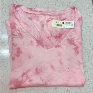 Pink v neck t-shirt
